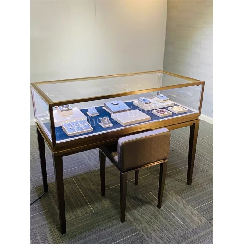 Изготавливаемый на заказ современный фотографический стеллаж для магазина