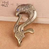 handicraft blue eye eagle keychain die casting engraved retro brass animal creative pendant trinket gift collectibles decoration