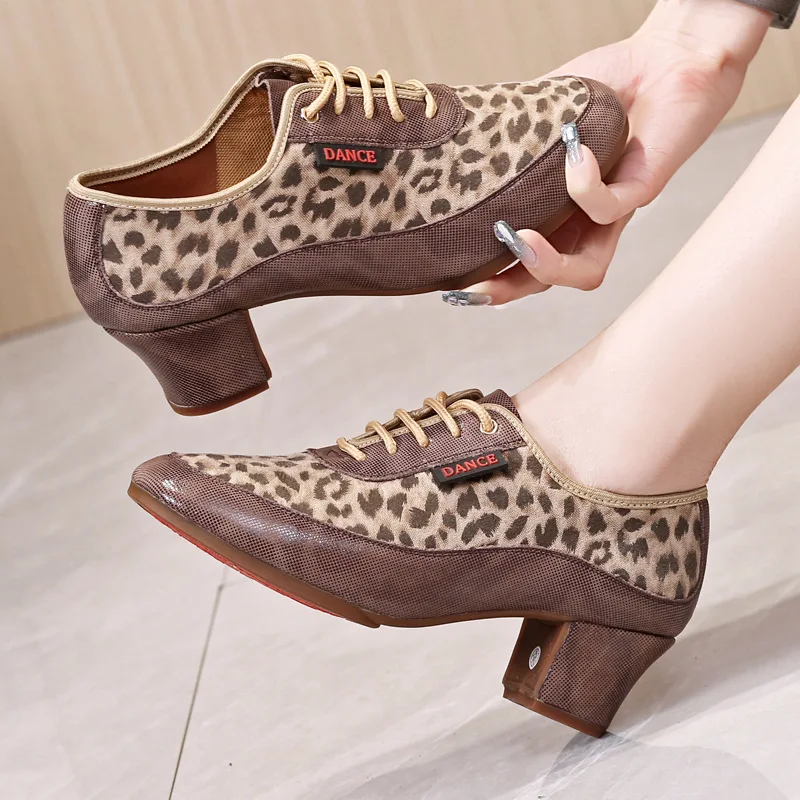 Outdoor Dance Shoes Rubber Sole Leopard Adult Women Ballroom Latin Modern Dance Shoes 4.5cm Heel Comfortable Salsa Dance Shoes