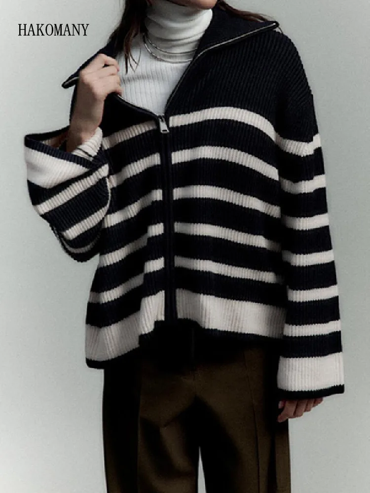 

2022 Woman Full Sleeve Lapel Zipper Sweater Knitwear Jumper Autumn Winter Black Beige Contrast Color Knitted Striped Cardigan