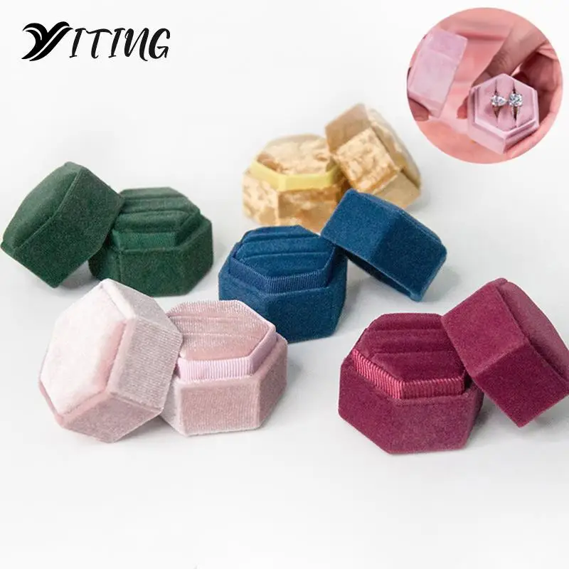 

Коробка бархатная Шестигранная для обручальных колец, 1 шт.