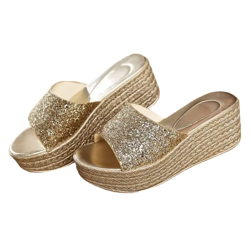 Summer Women Thick Slippers Sole Beach Slides Bathroom Anti-Slip Soft Sandals Fashion Ladies Cloud Shoes