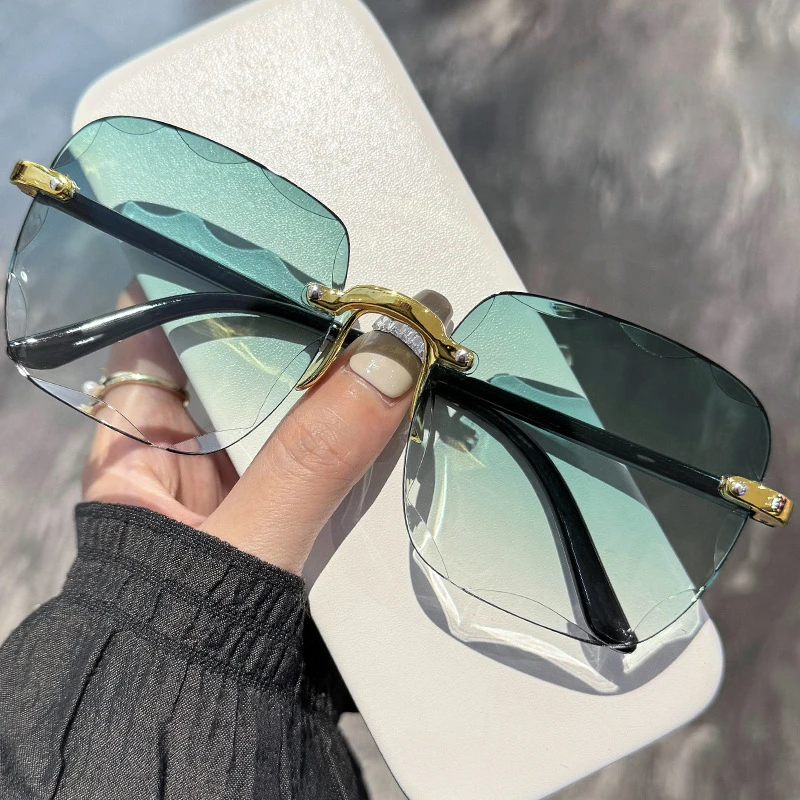 Модные солнцезащитные очки без оправы с обрезанными краями Новинка летние