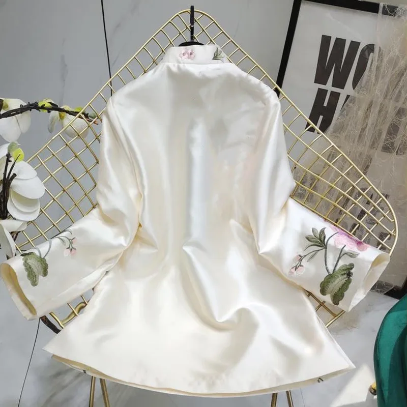 Женская винтажная блузка с вышивкой в национальном стиле | Тематическая одежда и