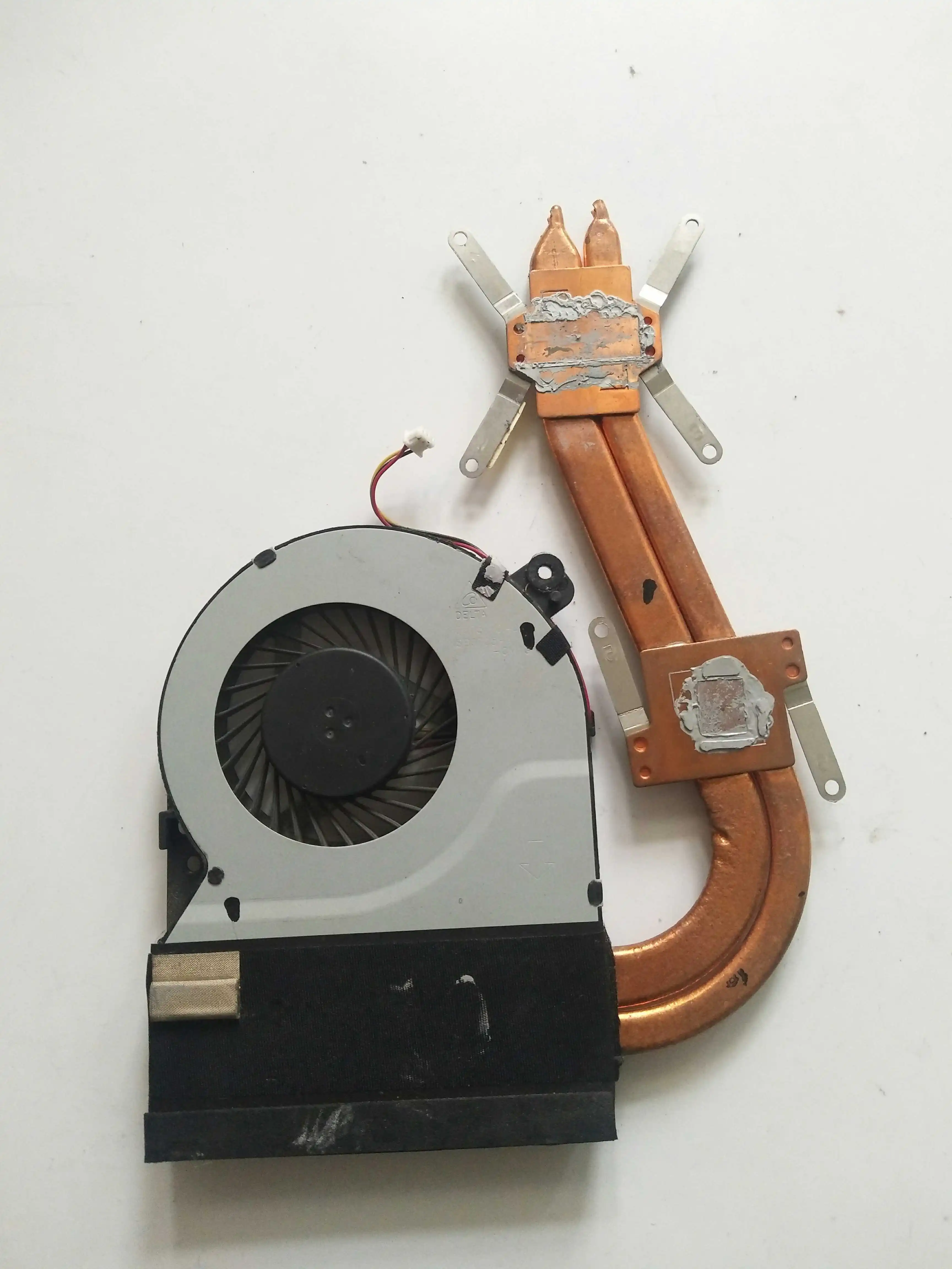 Оригинальный радиатор для ASUS K550D X550D X750DP X550DP Оригинальный радиатор для ASUS K550D X550D X750DP X550DP