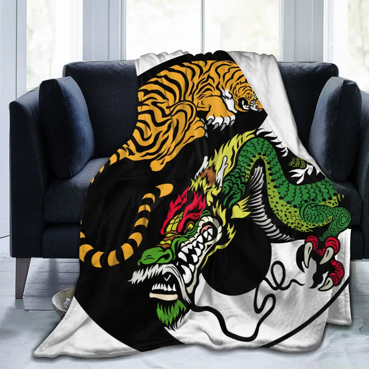 

Dragon Tiger Fight Galaxy Soft Warm Throw Blanket Lightweight Flannel Bed Blanket Gift for Boy Teen Adults or Pet Couch Blankets