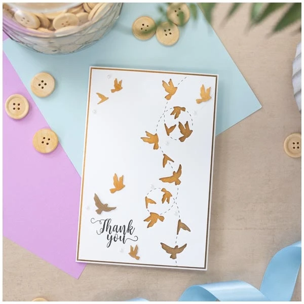 

Металлические Вырубные штампы вырезанная форма полет кружева Скрапбукинг Бумага рукоделие Нож Форма лезвие перфоратор трафареты