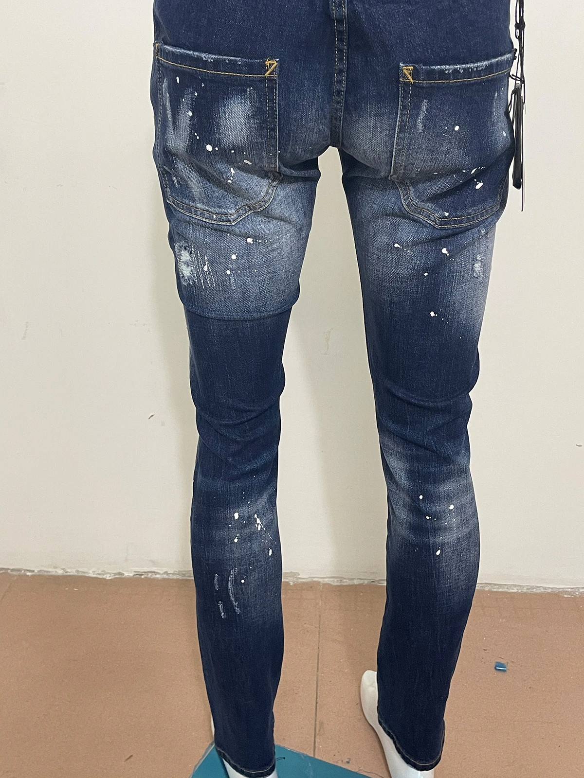 2023 new jeans men's D2 Jeans Slim Wash micro-bullet casual imprint car random line patch fashion
