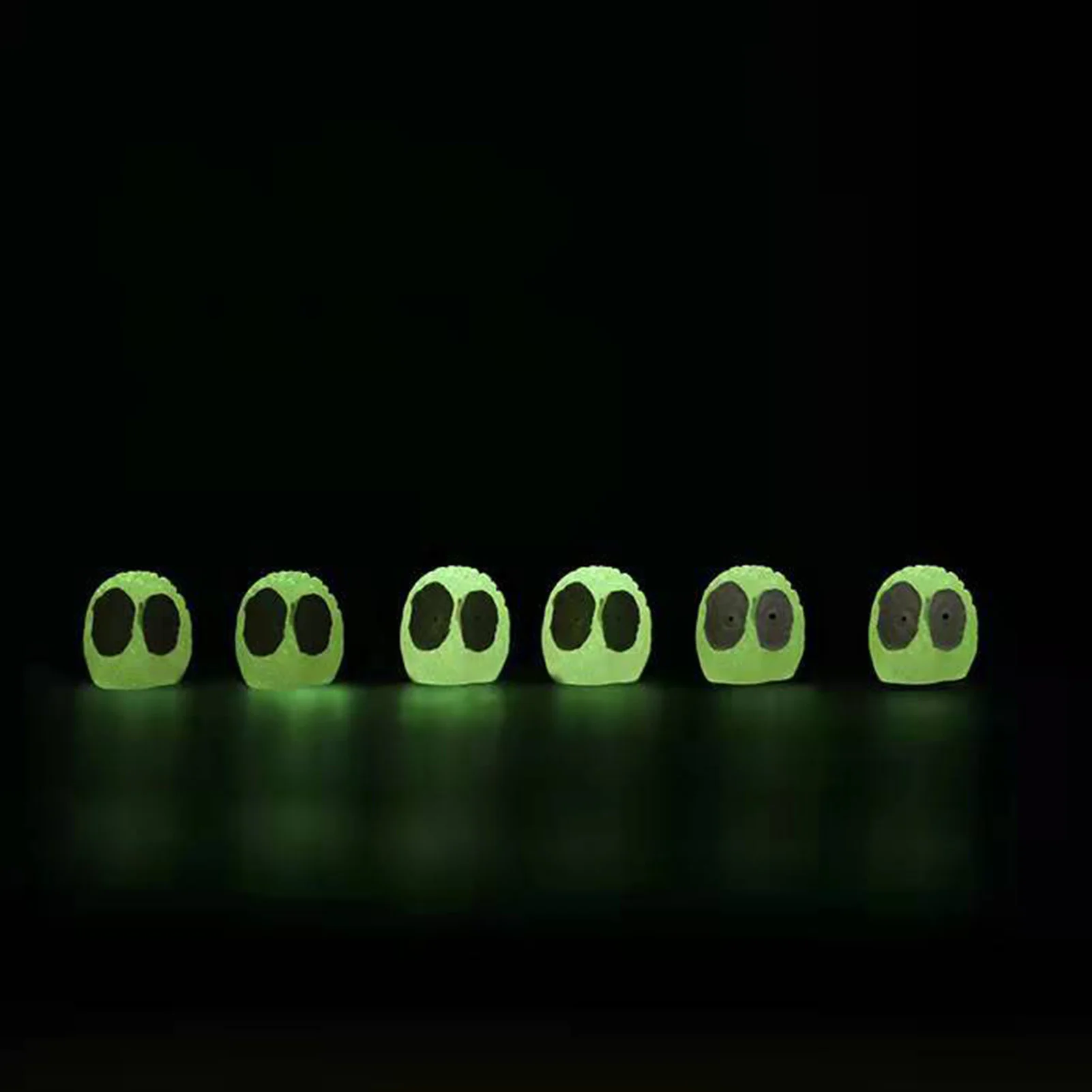 

Mini Luminous Resin Dust Elves Balls Briquette Elf Micro Decorative Figurine Glowing in Dark Sprite Miniature Fairy Garden Decor