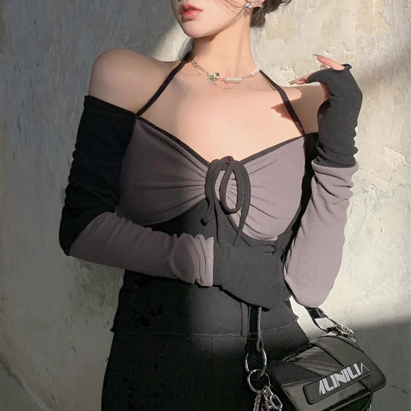 

Футболка Y2k с лямкой на шее, женский дизайн, облегающая футболка с длинными рукавами и деревянными ушками, контрастные топы с прострочкой на ...