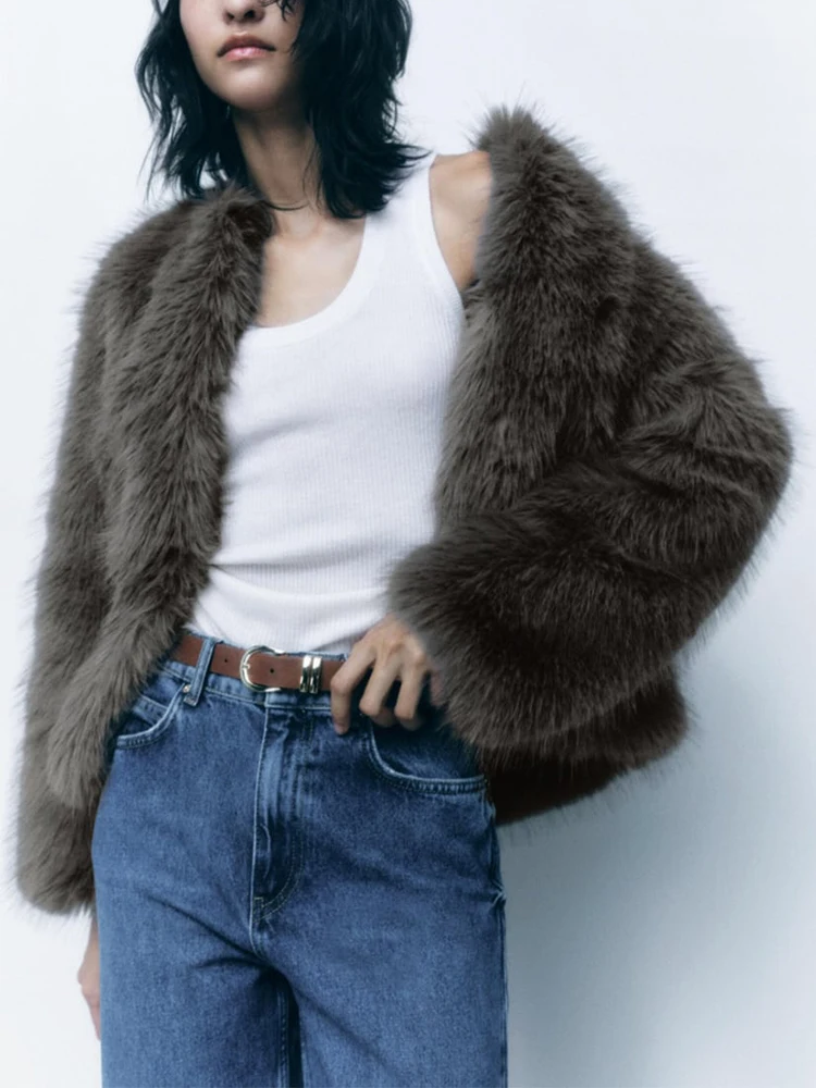 

TRAF Loose Women High Quality Jacket 2022 Fashion Autumn Winter Faux Fur Cropped Coat Female Solid Fluffy Warm Short Outerwear