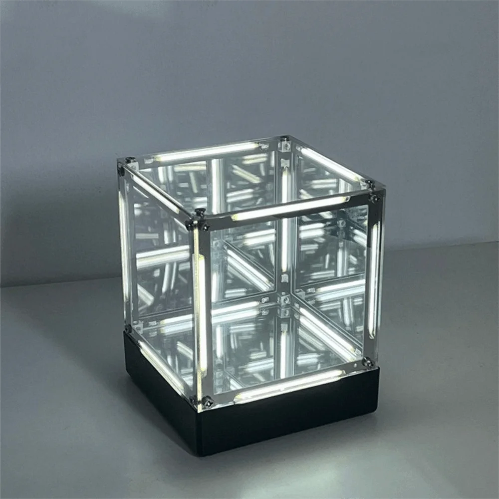 Фото Настольный светильник Maglev Hypercube 4D с технологией магнитной левитации, прозрачный куб, светодиодная подсветка, электронная игра, ночник №5