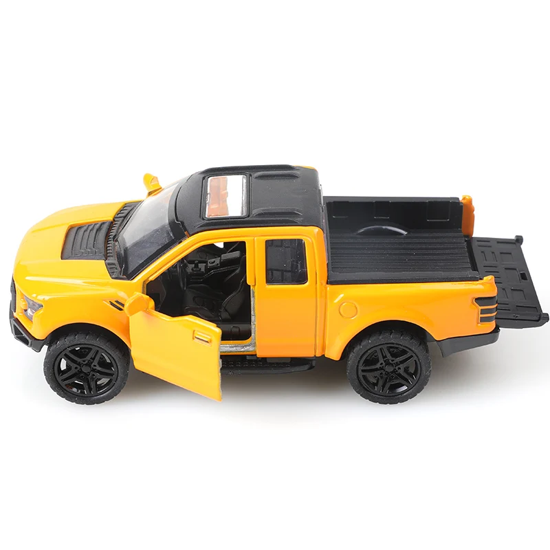 Моделирует модели автомобилей из сплава собирает украшения возвращает энергию