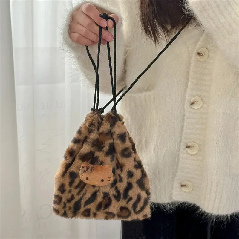 Sanrio Winter Cute Plush Leopard Hello Kitty Drawstring Crossbody Bag for Women Soft One-shoulder Cosmetic Girl Gift
