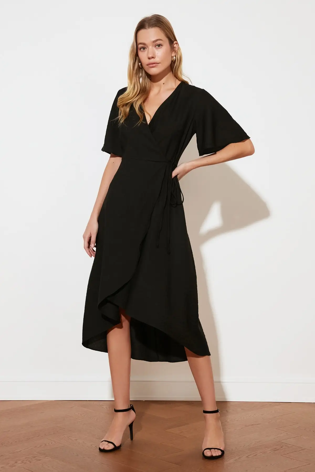 

Trendyol Double Breasted Dress TWOSS21EL2071
