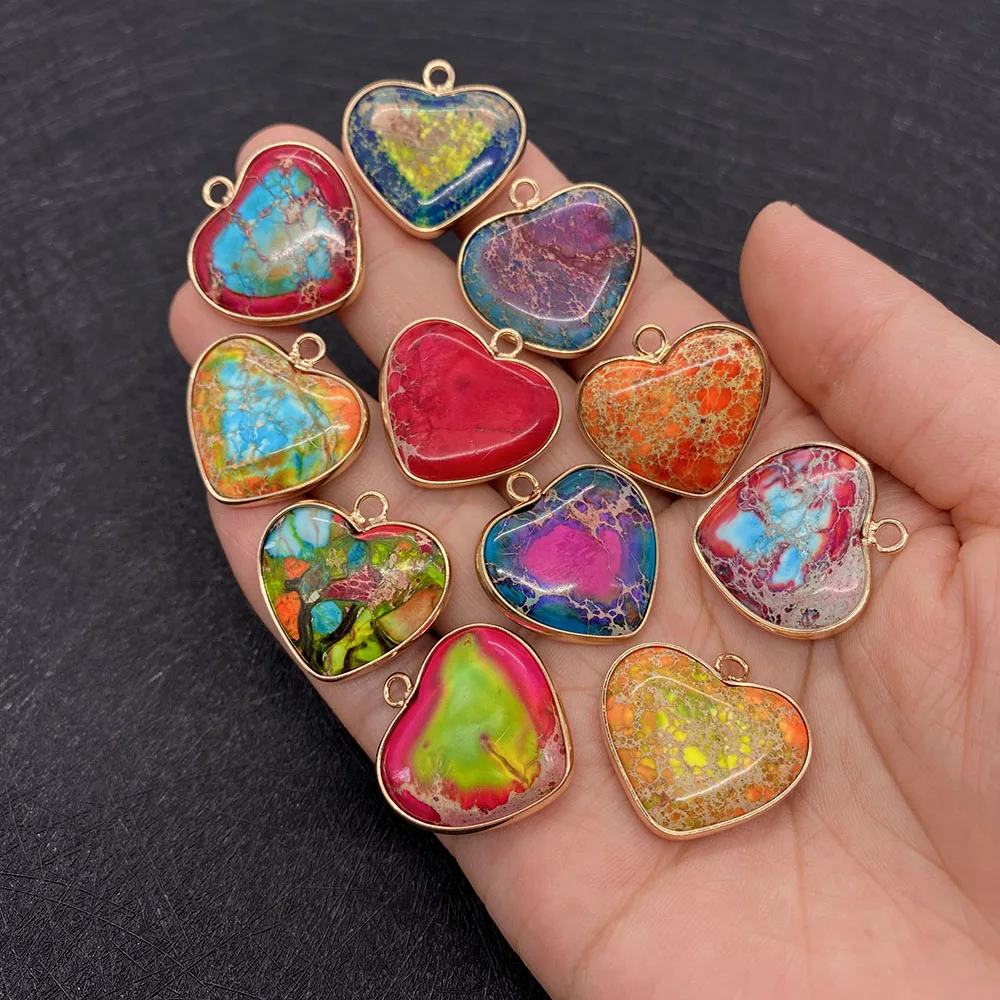 

Fashion Natural Stone Heart Shape 24mm Pendant Flower Pine Metal Edge Men and Women DIY Charm Necklace Earrings Accessories