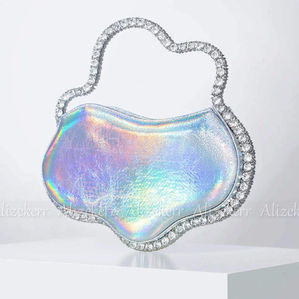 Металлические вечерние сумки с волнистыми ручками и бриллиантами женские