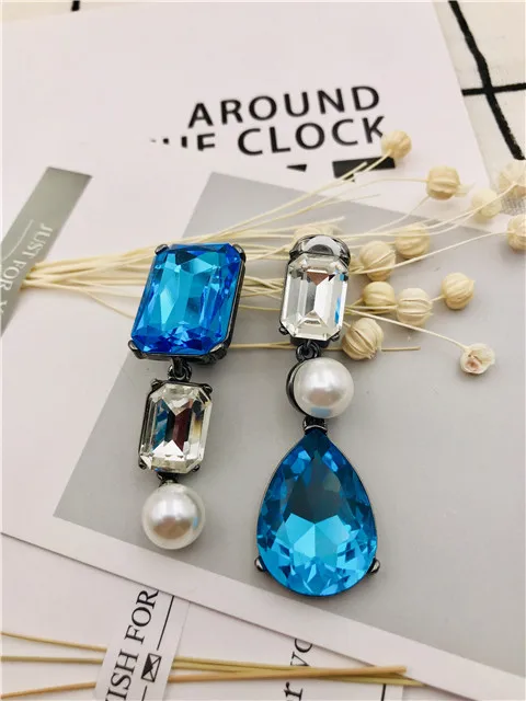 

European and American foreign trade jewelry asymmetric crystal pearl ear clip