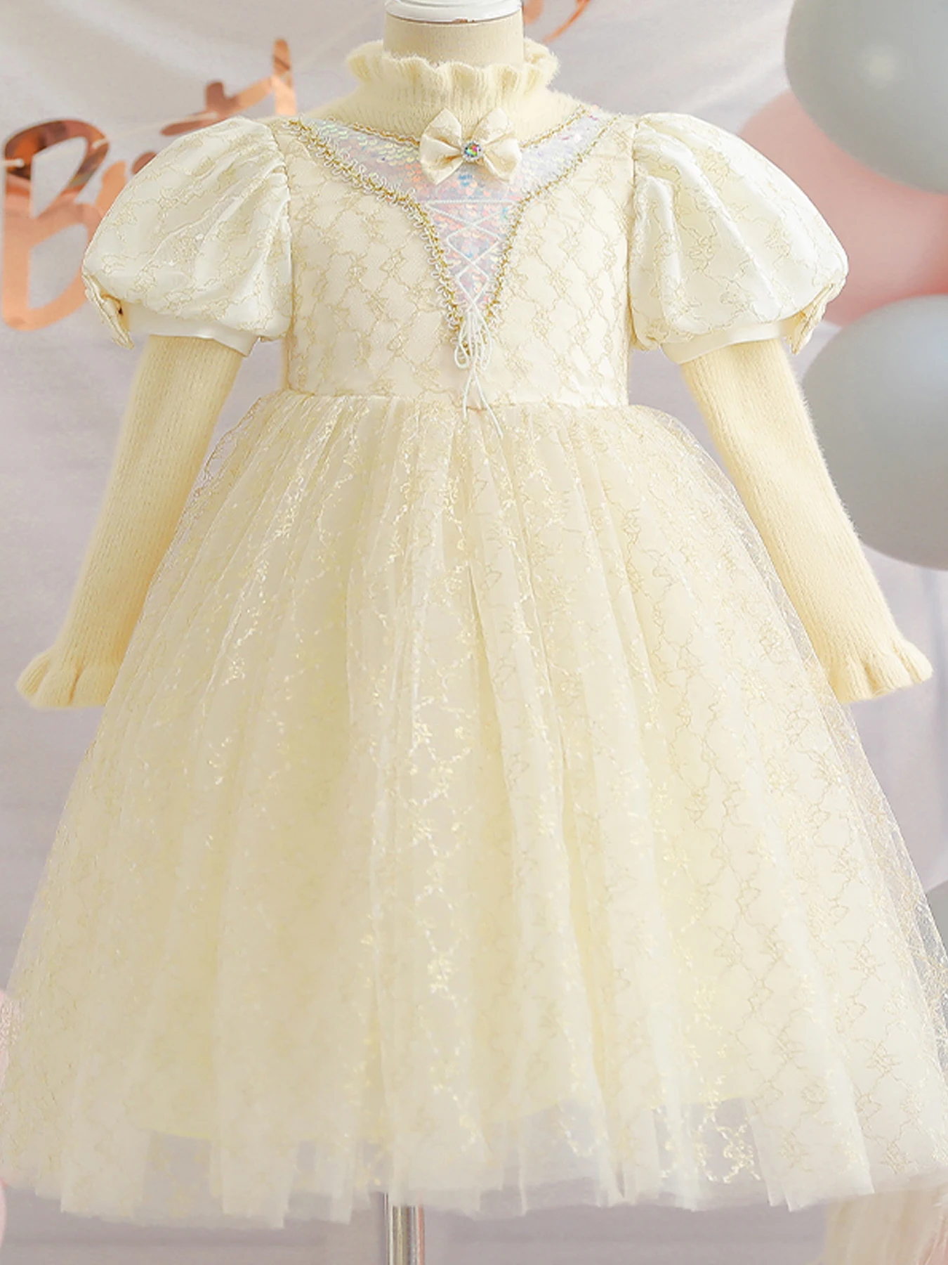 Элегантное праздничное платье в клетку для девочек с пышными рукавами и