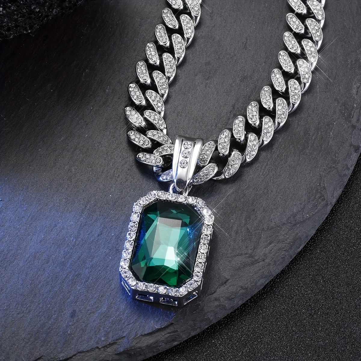 Мужской телефон в стиле хип-хоп подходит для повседневного ношения или подарка