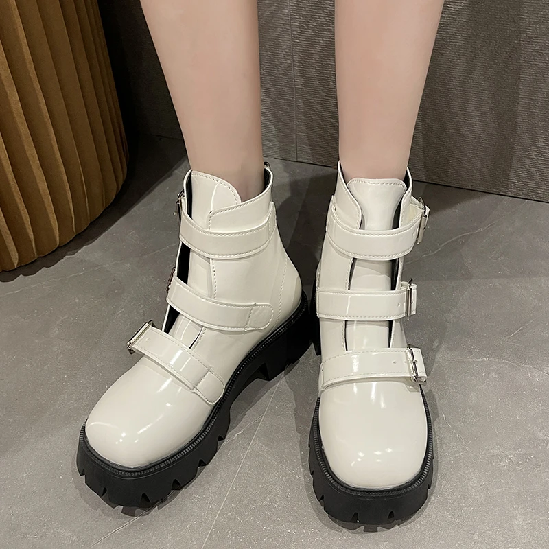 Muffin Thick Bottom Round Head Motorcycle Boots Female Hollow Buckle Cool Boots Handsome Leather Fried Motorcycle Botas De Mujer