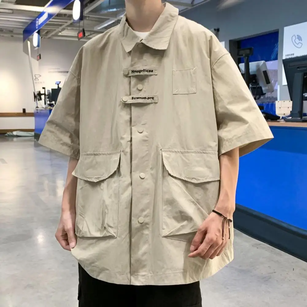 

Men Half Sleeve Shirt Men Cargo Shirt Streetwear Men's Top Coat Loose Fit Single-breasted with Big Pockets Breathable Half