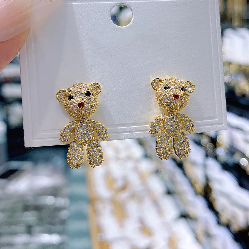 

Korean Fashion Chic Exquisite Elegant Bear Stud Earring with Zircon Inlaid for Women OL In Daily Life and Party