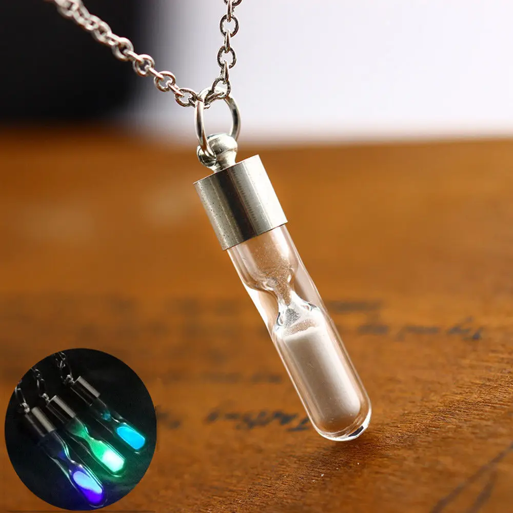 

Fashion Glow In The Dark Glass Pendant Necklace Chain Luminous Stone Wishing Hourglass Women Necklaces Jewelry Friend Gifts