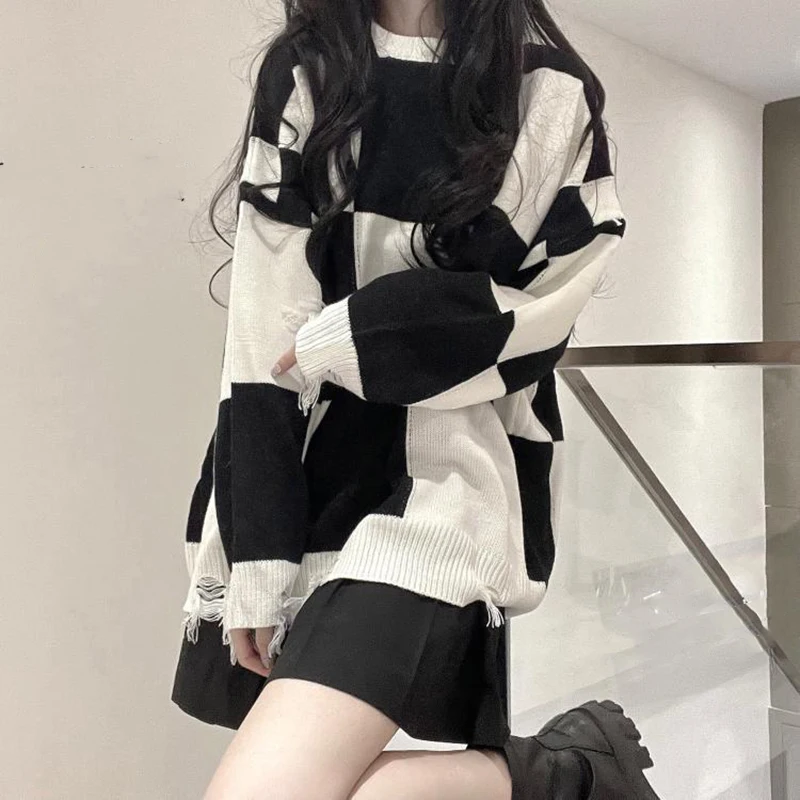

Gidyq Fashion Checkerboard Knitted Sweater Autumn Women Casual Warm Loose Long Sleeve Top Korean Female Streetwear Ripped Jumper