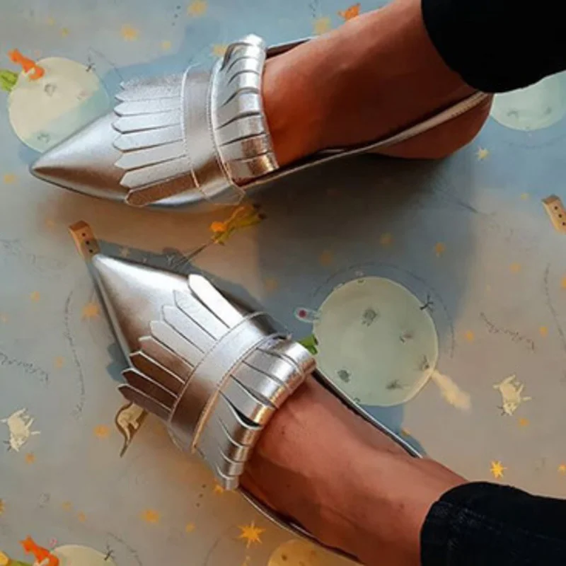 2022 Casual Women Shoes Fringe Loafers Low Heels Pointed Flat Boat Shoes Spring Summer New Female Slip-on Comfortable Shoes