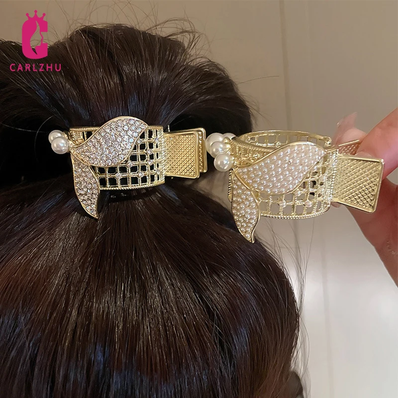

2022 New Pearl Rhinestone Fish Tail Hair Claws Girl Hollow High Ponytail Clip Fixed Hairpin Claw Clip Hair Accessories Headwear