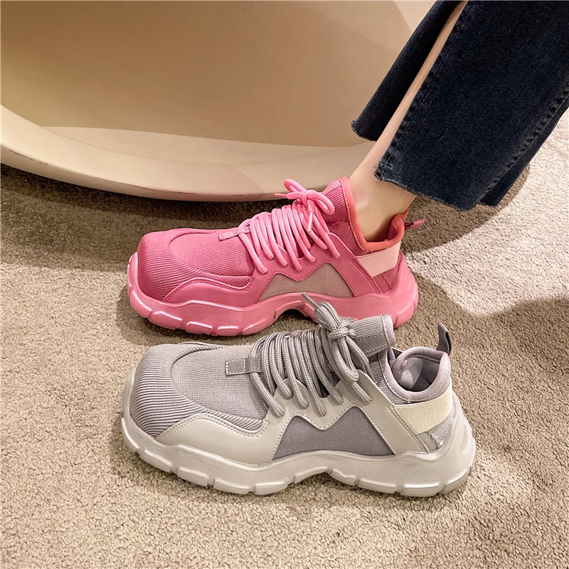 

Кроссовки женские сетчатые однотонные, винтажные сникерсы с мягкой подошвой, на шнуровке, дышащие, для отдыха на открытом воздухе, розовые, ...