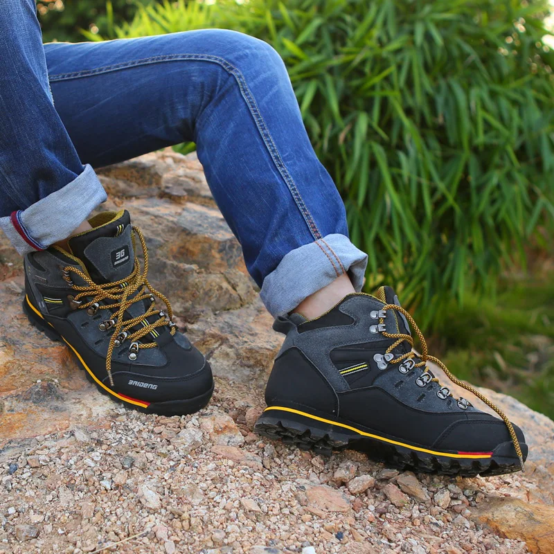High Quality Men Outdoor Trekking Hiking Boots Waterproof Mountain Boots Climbing Shoes