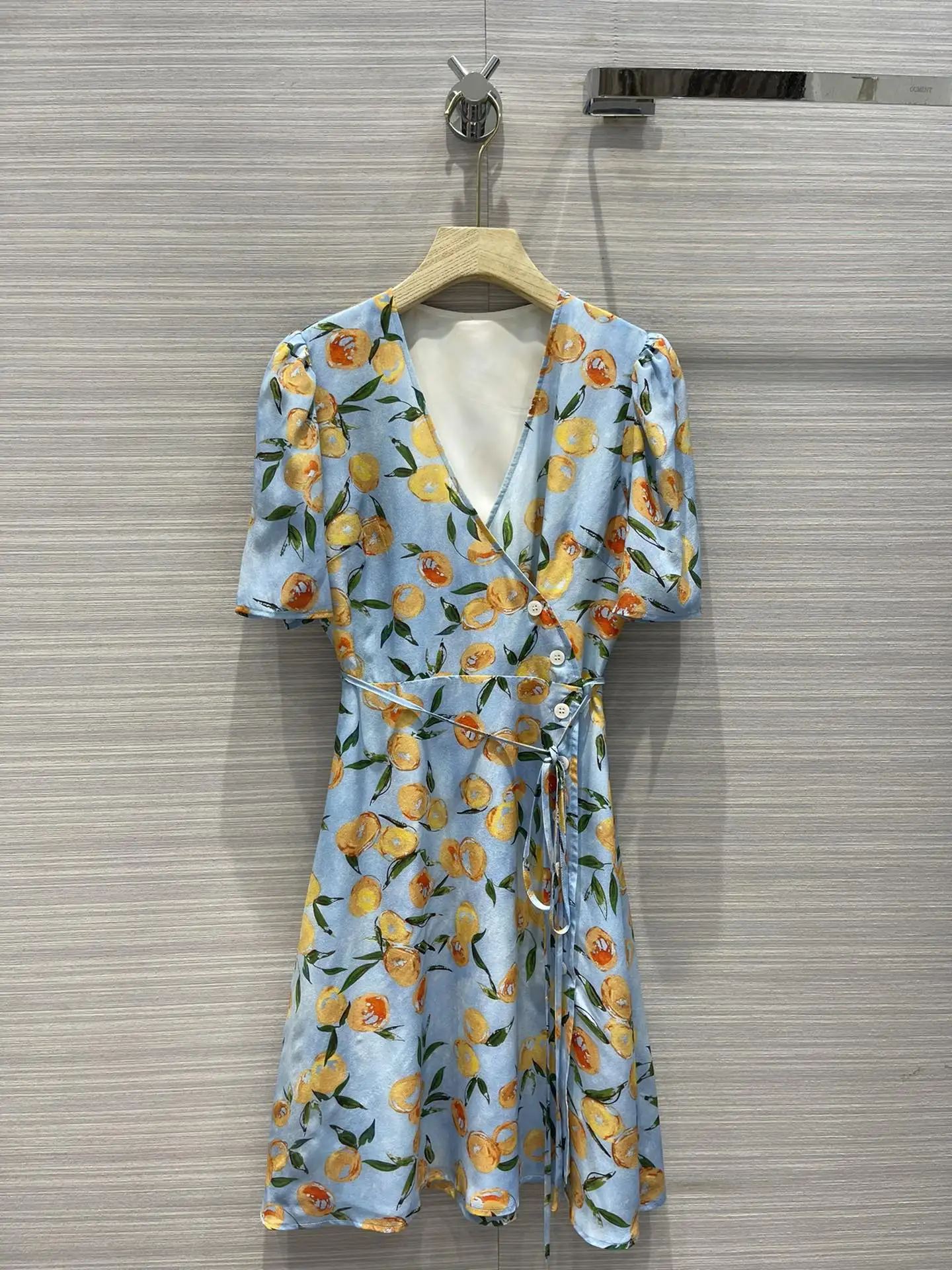 

Женское Повседневное платье из 2022 шелка с рукавом реглан и V-образным вырезом