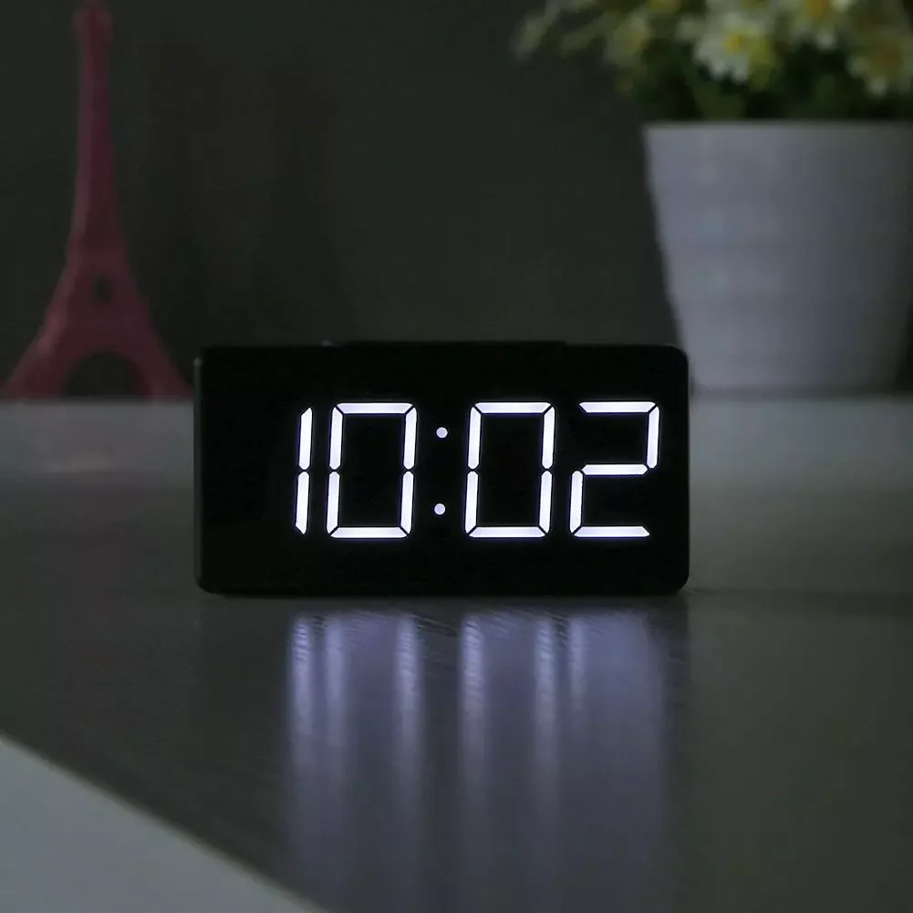 

2022Student Clock Usb Desktop Electronic Alarm Clock °c-℉ Temperature Tester-white Light 2 Levels Of Brightness
