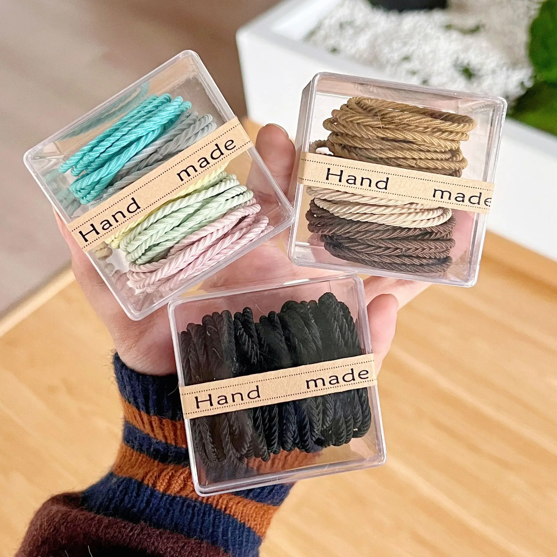 Лента для волос эластичная в минималистичной упаковке 50 шт.