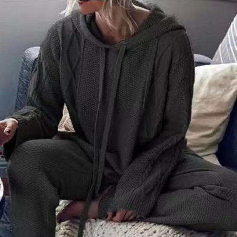 

Женский трикотажный спортивный костюм, повседневный однотонный комплект из двух предметов, топ с капюшоном на шнуровке и длинные брюки, Осе...