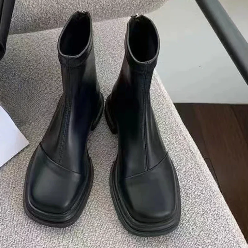 Женские зимние ботинки на молнии сзади