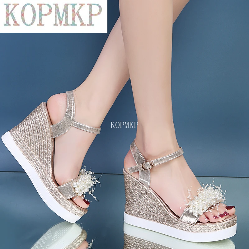 

2022 Roman Female Casual Comfortable Pearl Woman Sandals Open Toe Buckle Strap Platform High Heels Wedge Wedding Shoes Fashion