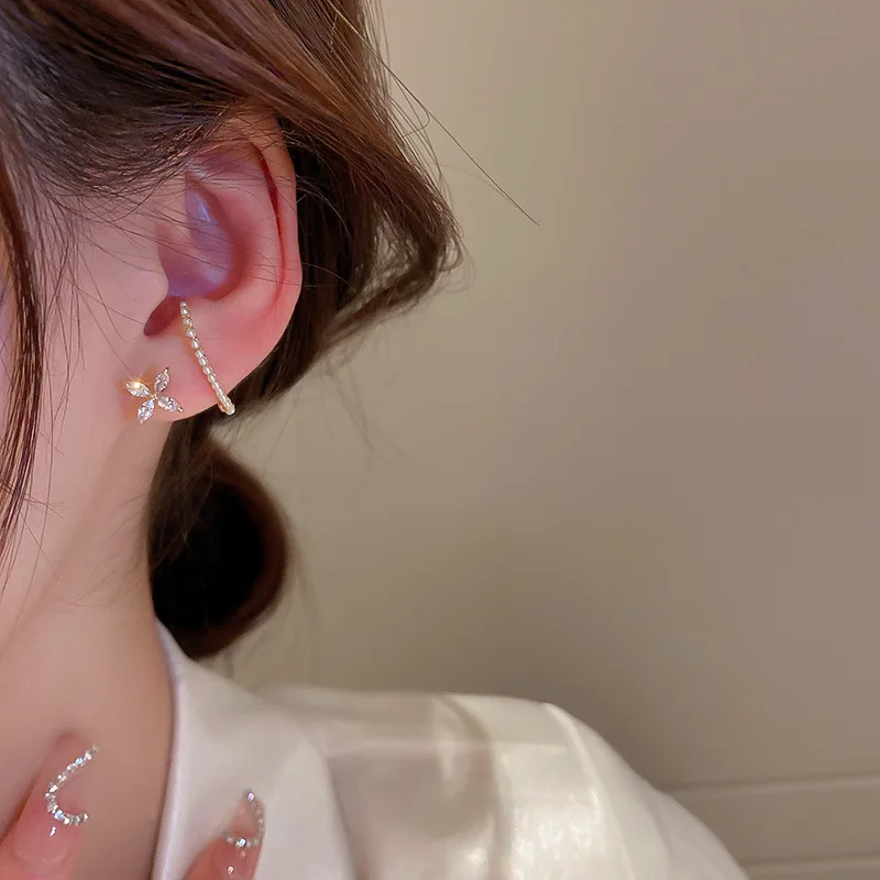 

Pearl zircon flower geometric earrings design sensuous earrings fashionable temperament earrings for women