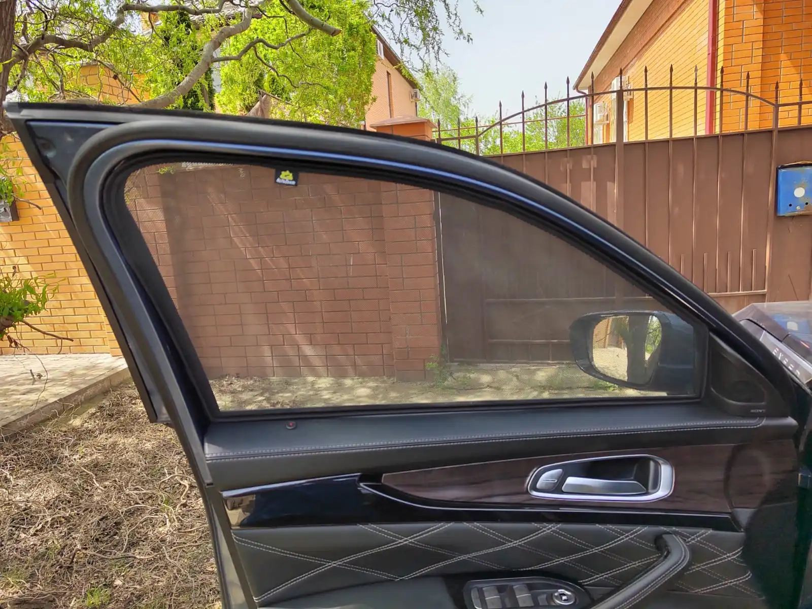 Каркасные автошторки Autozoom на Volkswagen Sharan I Рестайлинг (2000-2010) минивэн передне двери |