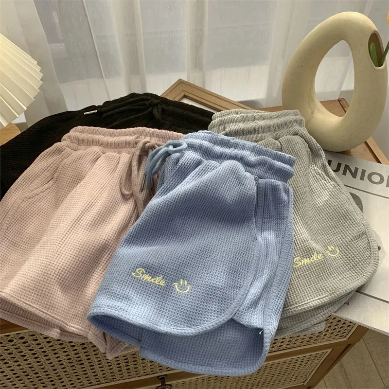 Вафельные спортивные штаны женские шорты 2022 модные эластичные городские