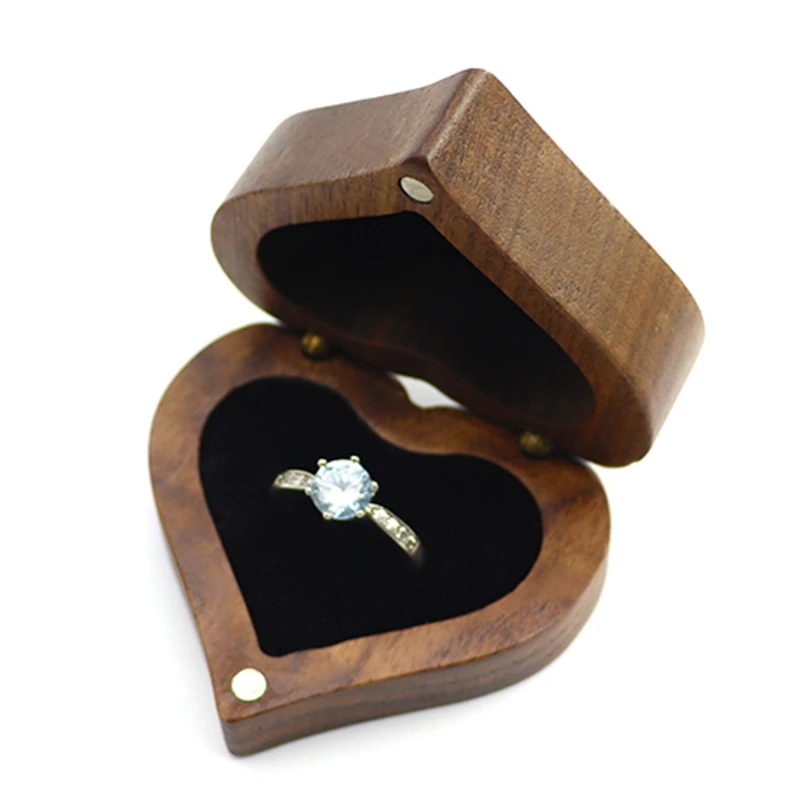 

New 2022 Heart Walnut Wood Ring Box Proposal Engagement Ring Holder Jewelry Storage boxes case cajas organizador for a gift