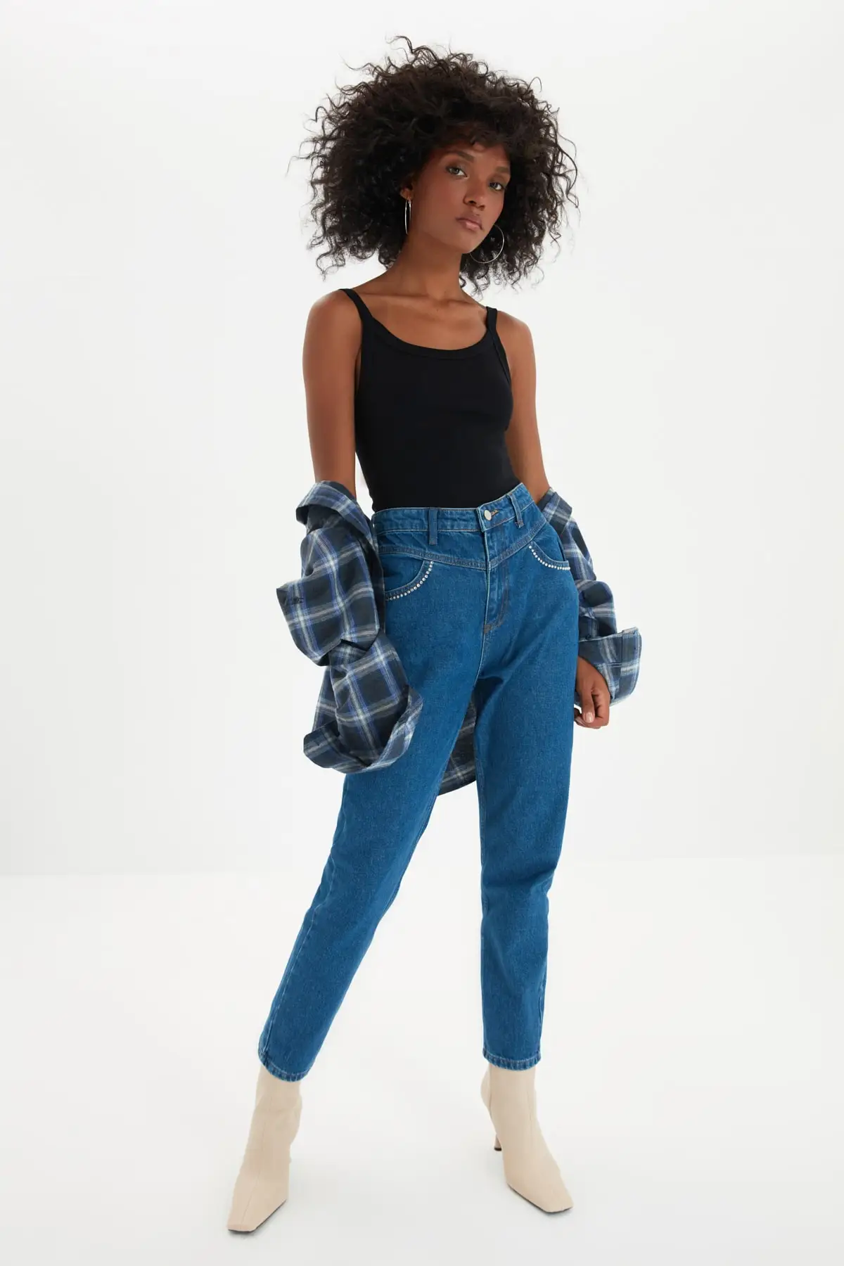 

Trendyol Stone Detail High Bel Mom Jeans TWOAW22JE0130