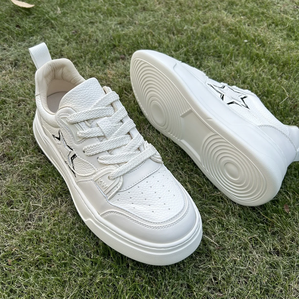 2024 New Men's Leather Breathable White Shoes Korean Fashion Versitile XINGX Sports Casual
