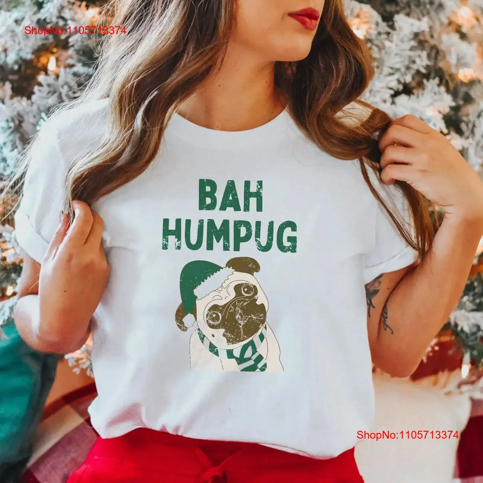 Фото Забавная рождественская футболка с изображением мопса Bah Humbug, женская винтажная футболка с графическим принтом, дышащий универсальный топ для повседневной носки, повседневная одежда №1