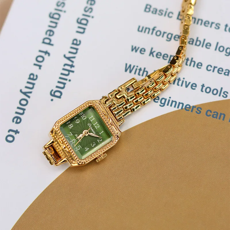 Rome Vintage Women's Small Gold Watch Light Luxury Fashion Niche Women's Watch Casual Elegant High Quality Emerald Wristwatch