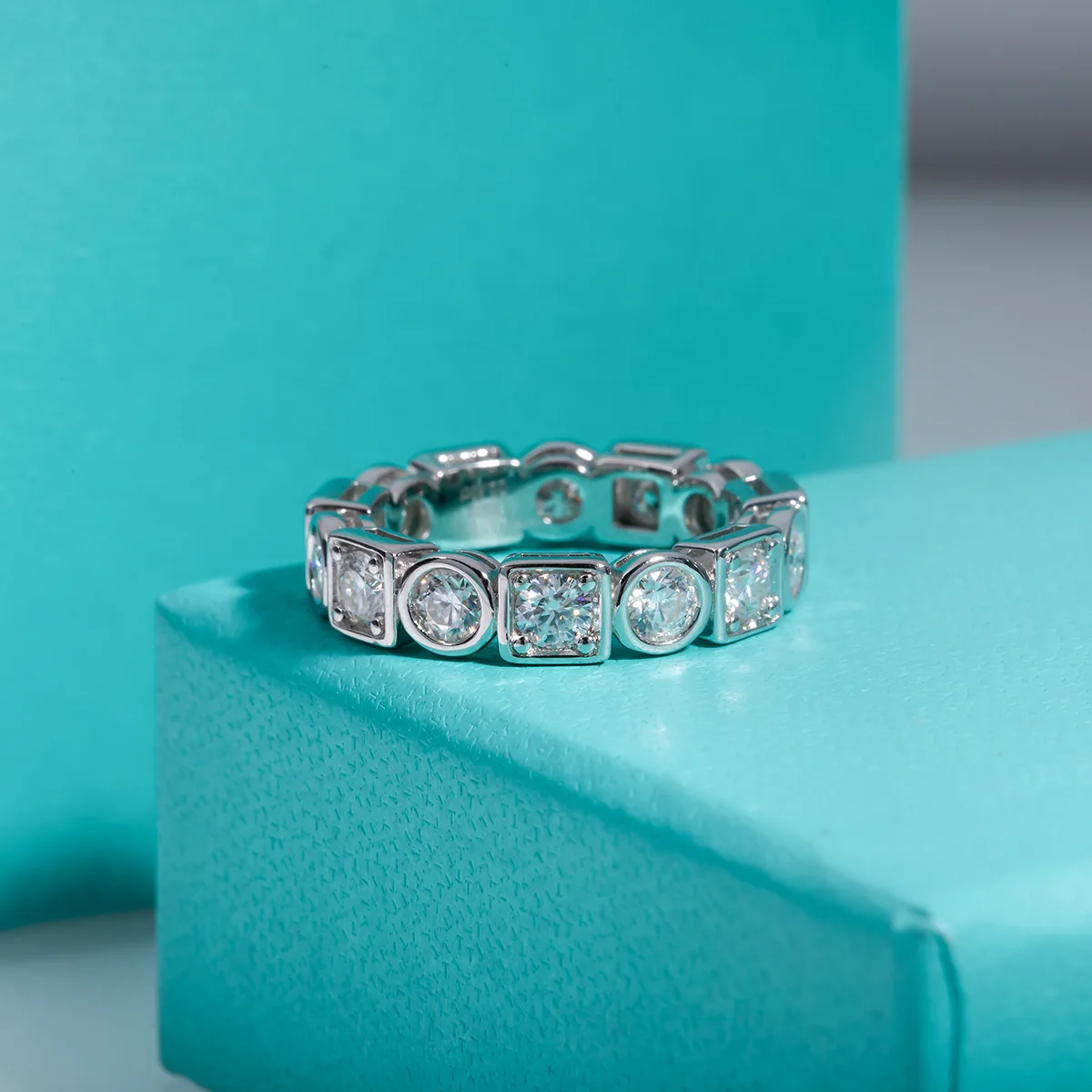 Female Luxury Fashionable 3.5mm D Color Moissanite Engagement Ring Wedding Full Enternity Diamond Band For Women Gift Jewellery