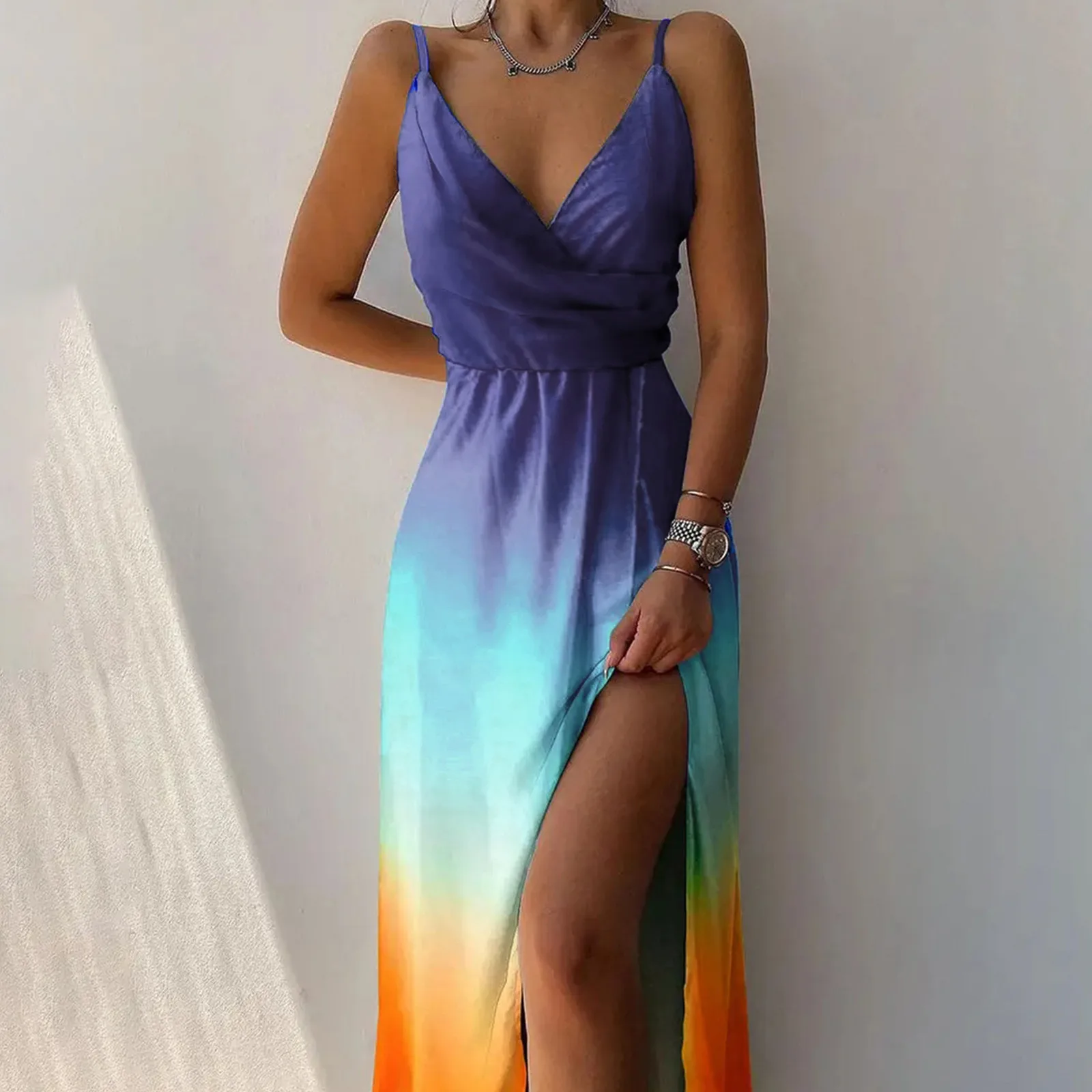 

Летние платья для женщин 2022 модное сексуальное платье с глубоким V-образным вырезом женское повседневное длинное платье миди с разрезом и д...