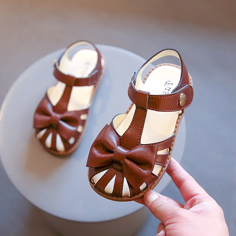 

2022 новые летние детские сандалии; Корейские туфли принцессы с бантом; Повседневные тонкие туфли для девочек; Обувь для маленьких девочек